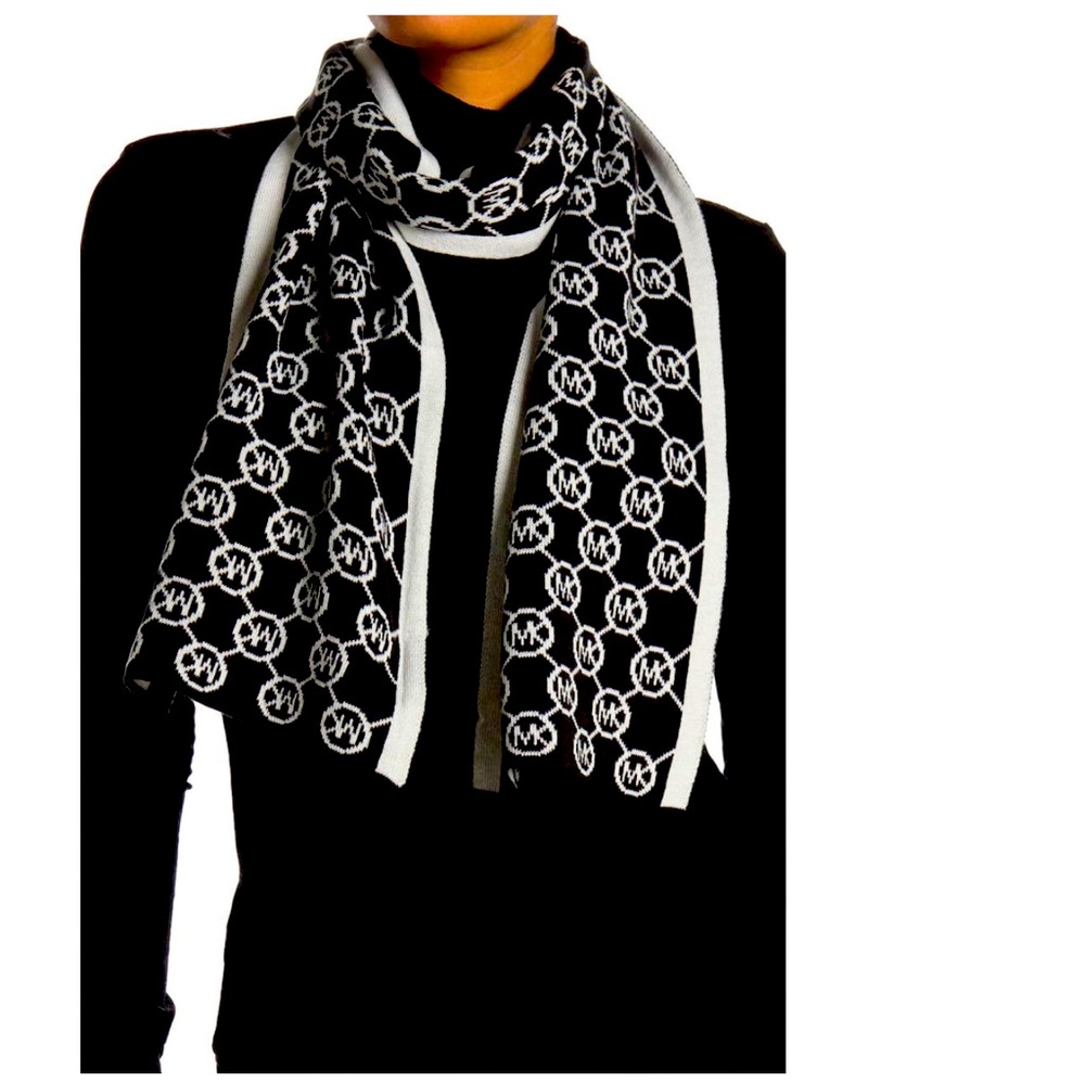 Brand new Michael kors logo scarf